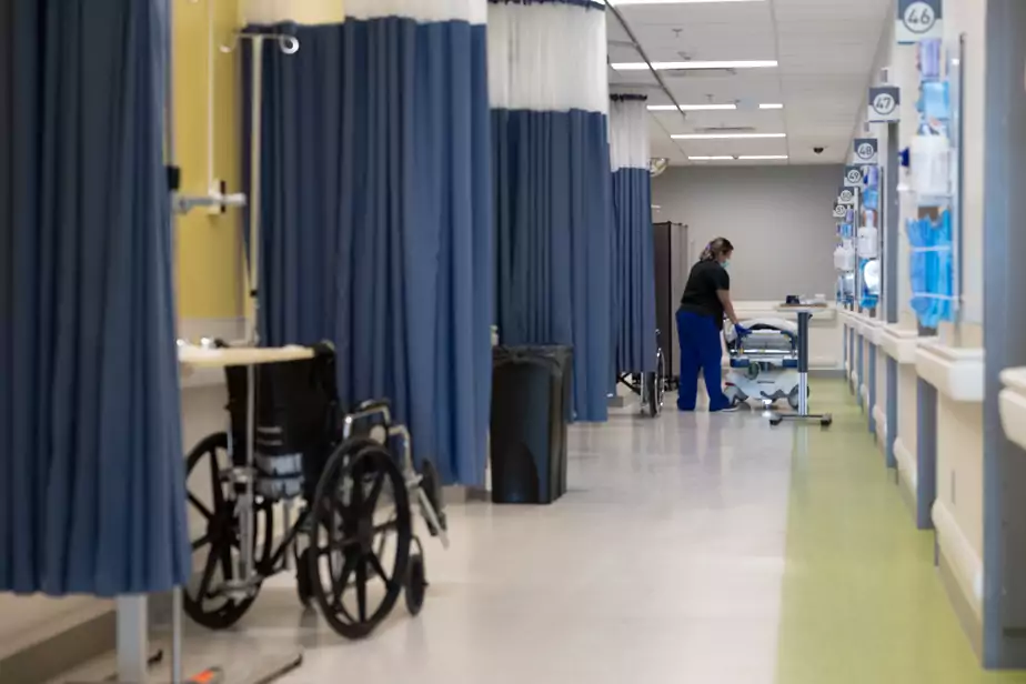 PHOTO MARTIN TREMBLAY, ARCHIVES LA PRESSE Québec déplore que des médecins spécialistes pratiquent beaucoup à l’externe et offrent peu de disponibilité à l’hôpital.