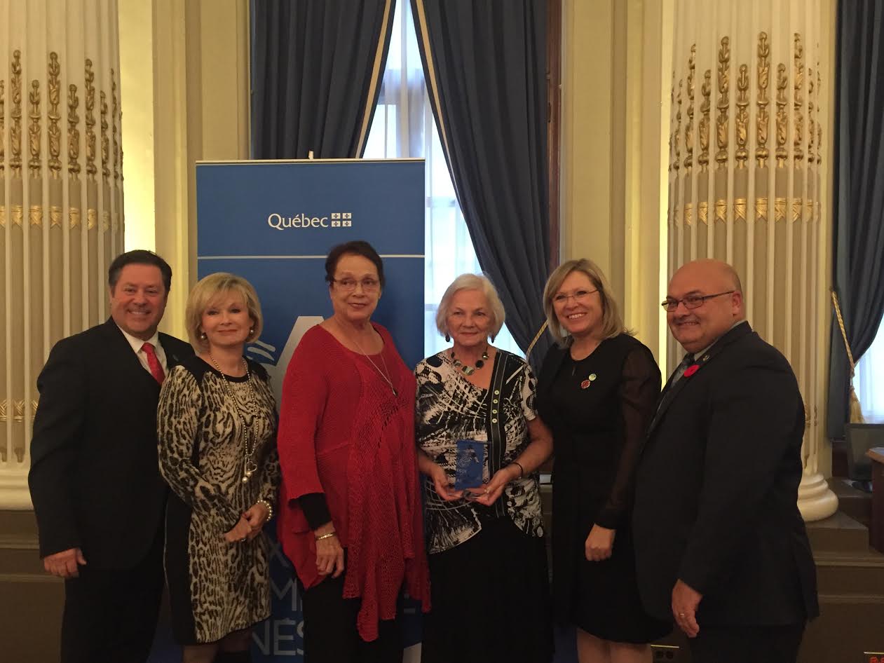 Prix Hommage aux aînés remis à Mme Lise Bournival de l’AQDR Des Chenaux