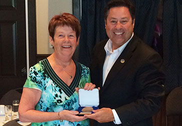 Reconnaissance pour Mme Gilberte Faucher | LeBulletinDesChenaux.com | 29 septembre 2015