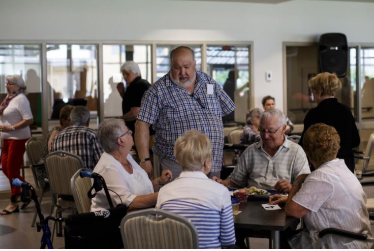 « Une résidence pour tous, mais les profits pour qui? »