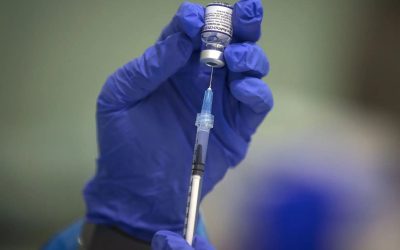 La quatrième dose contre la COVID-19 disponible pour les 60 ans et plus