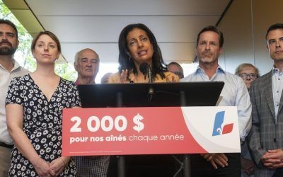 La CAQ et le PLQ promettent tous deux jusqu’à 2000 $ par année aux 70 ans et plus
