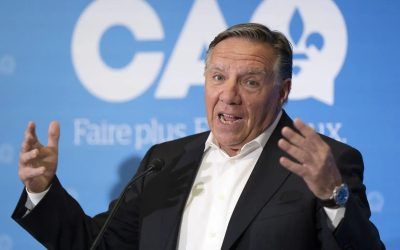 Legault promet des maisons des aînés « partout », pour tous