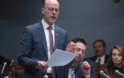 La CAQ doit abandonner son modèle de maison des aînés, presse l’opposition