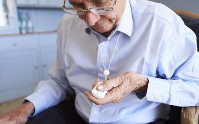 Vieillir chez soi, sans risquer la chute de trop