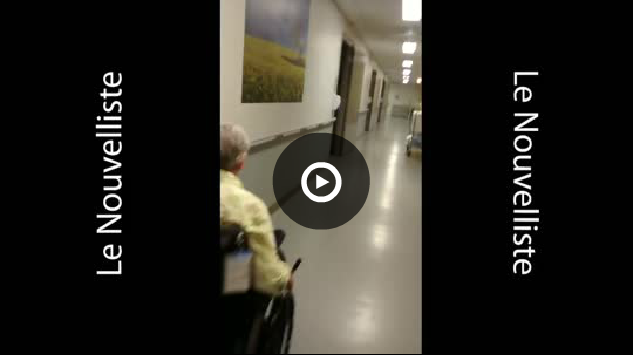 Personnes en détresse à la résidence Cooke: une dame filme toute la scène | Le Nouvelliste | 17 juillet 2015